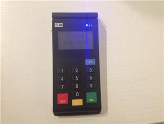 樂刷pos機能查銀行卡余額嗎