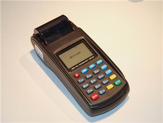 樂刷告訴你養(yǎng)卡要幾個POS機